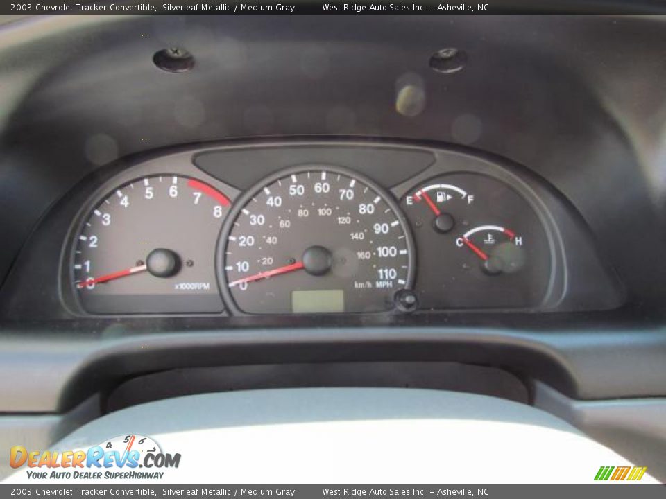 2003 Chevrolet Tracker Convertible Gauges Photo #18