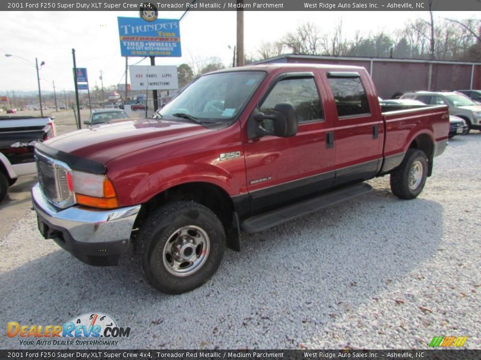 2001 Ford F250 Super Duty XLT Super Crew 4x4 Toreador Red Metallic / Medium Parchment Photo #1