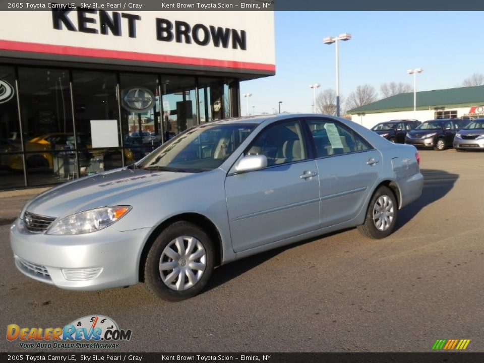 2005 Toyota Camry LE Sky Blue Pearl / Gray Photo #15