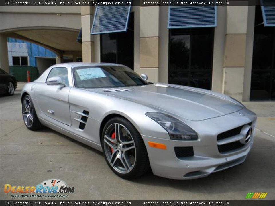 Front 3/4 View of 2012 Mercedes-Benz SLS AMG Photo #3