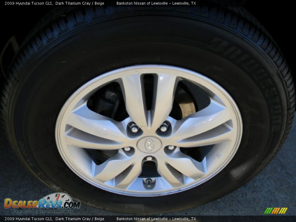 2009 Hyundai Tucson GLS Wheel Photo #6