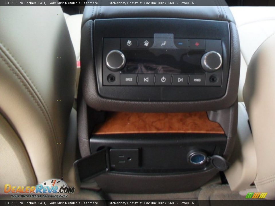 2012 Buick Enclave FWD Gold Mist Metallic / Cashmere Photo #16