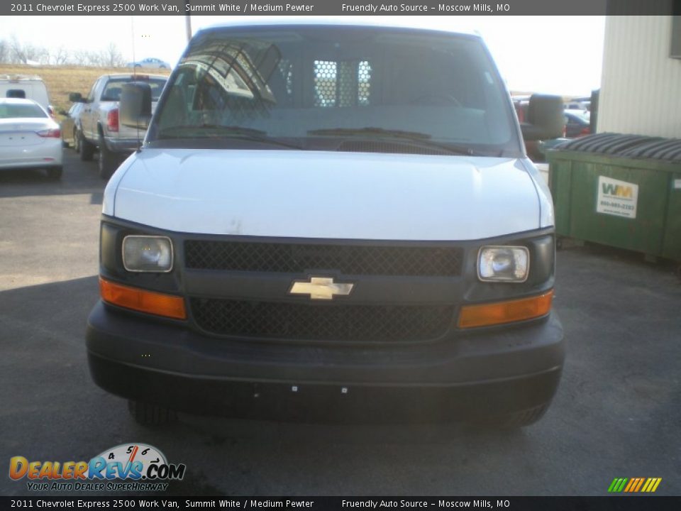 2011 Chevrolet Express 2500 Work Van Summit White / Medium Pewter Photo #3