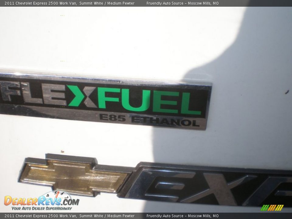 2011 Chevrolet Express 2500 Work Van Summit White / Medium Pewter Photo #9