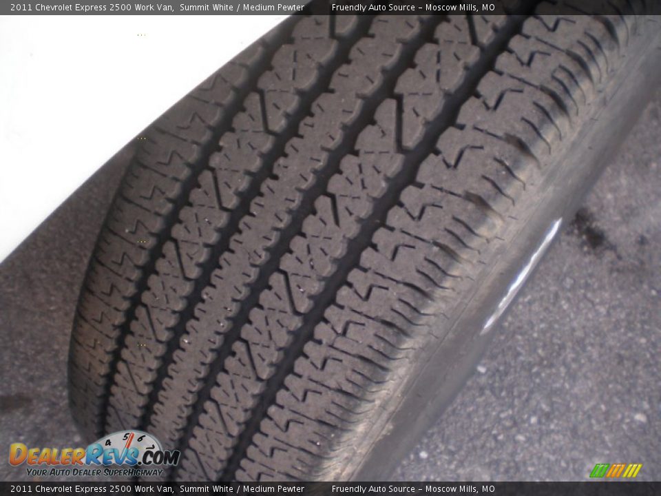 2011 Chevrolet Express 2500 Work Van Summit White / Medium Pewter Photo #12