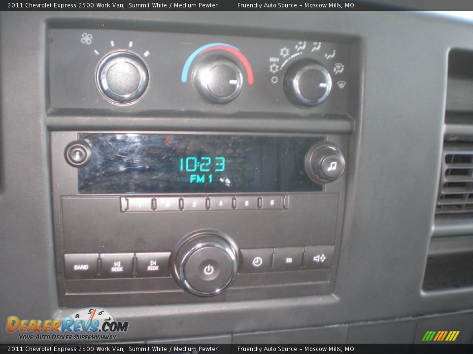 2011 Chevrolet Express 2500 Work Van Summit White / Medium Pewter Photo #14