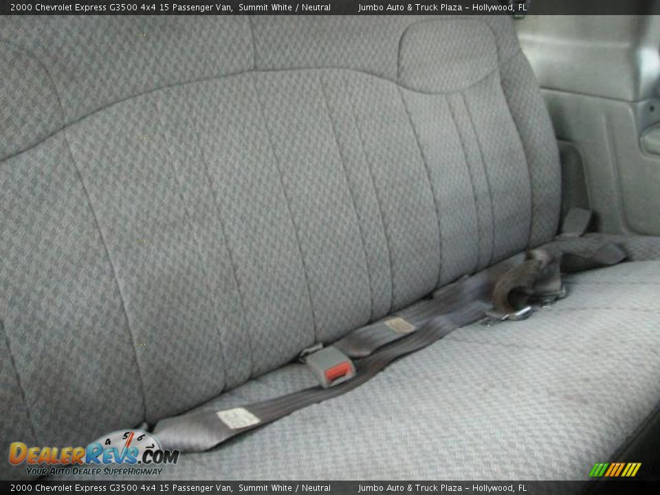 2000 Chevrolet Express G3500 4x4 15 Passenger Van Summit White / Neutral Photo #20