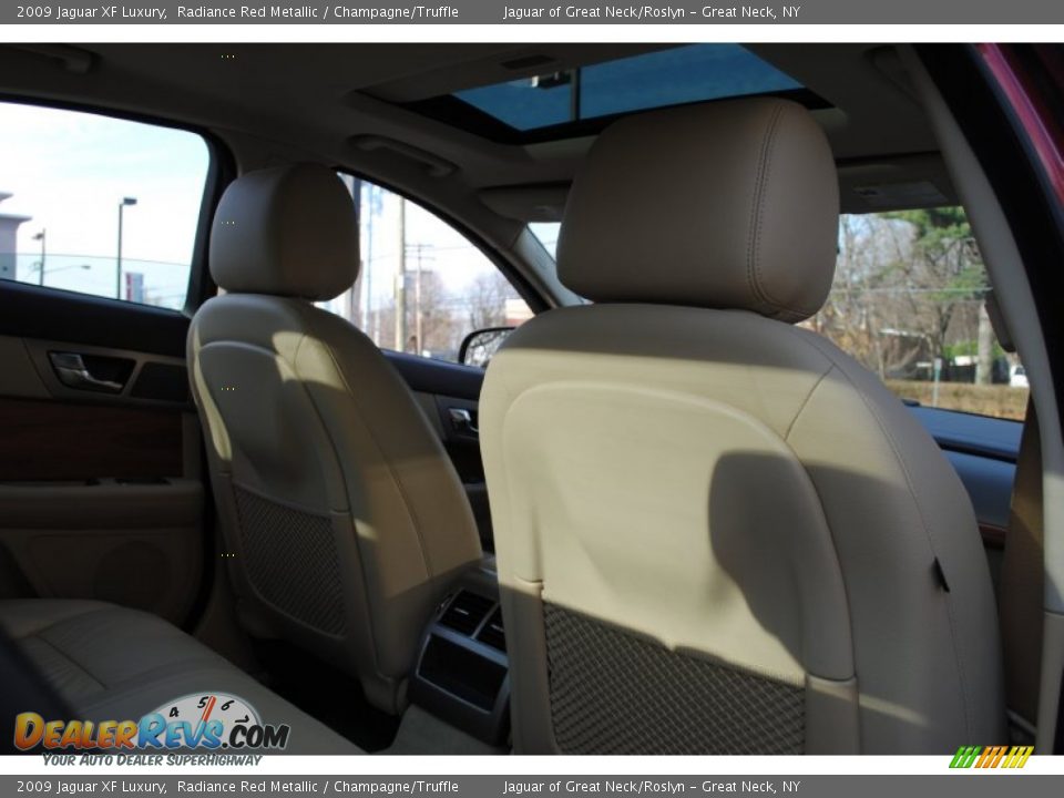 2009 Jaguar XF Luxury Radiance Red Metallic / Champagne/Truffle Photo #14