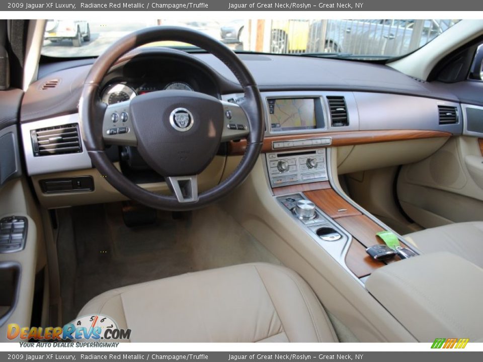 2009 Jaguar XF Luxury Radiance Red Metallic / Champagne/Truffle Photo #27