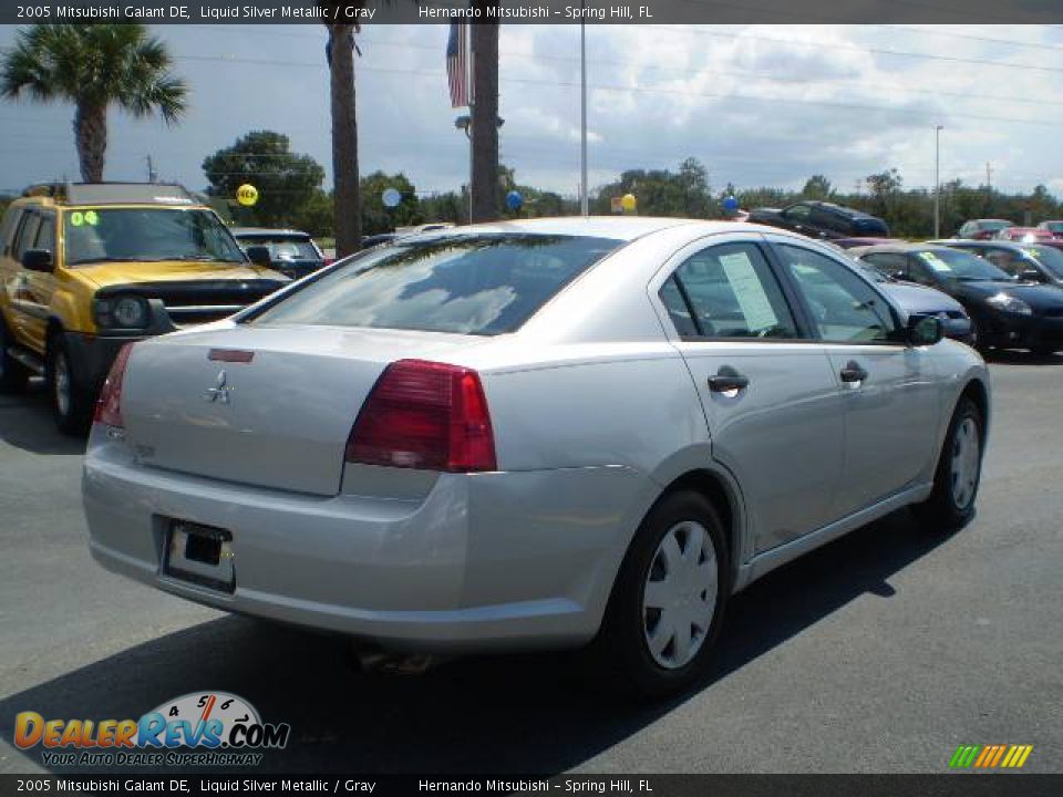 2005 Mitsubishi Galant DE Liquid Silver Metallic / Gray Photo #5