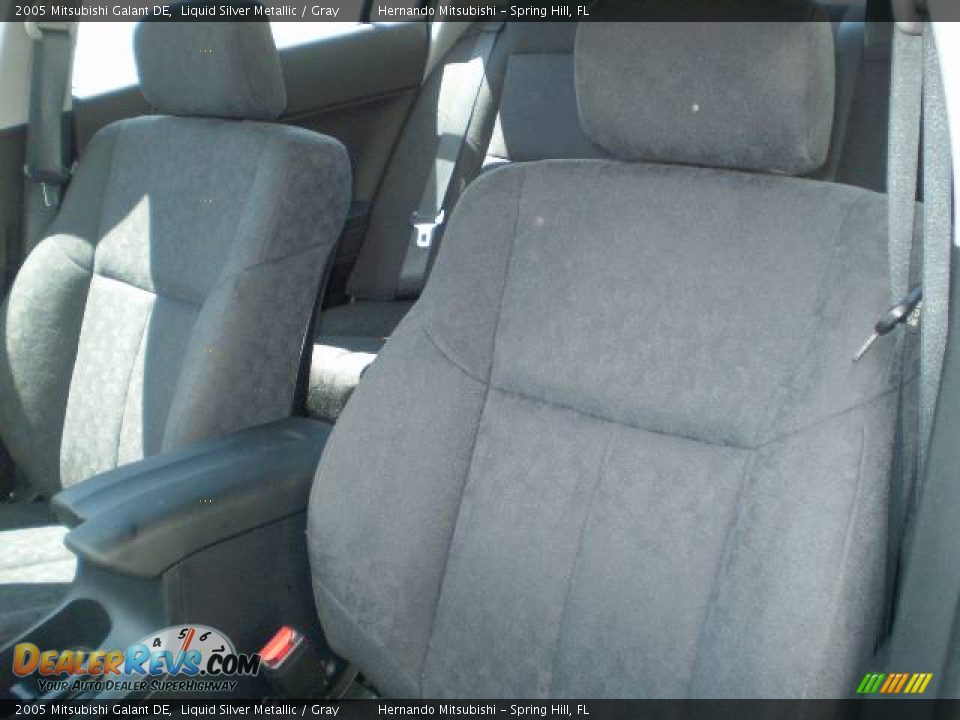 2005 Mitsubishi Galant DE Liquid Silver Metallic / Gray Photo #14