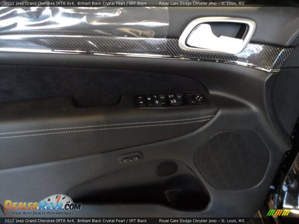 2012 Jeep Grand Cherokee SRT8 4x4 Brilliant Black Crystal Pearl / SRT Black Photo #9