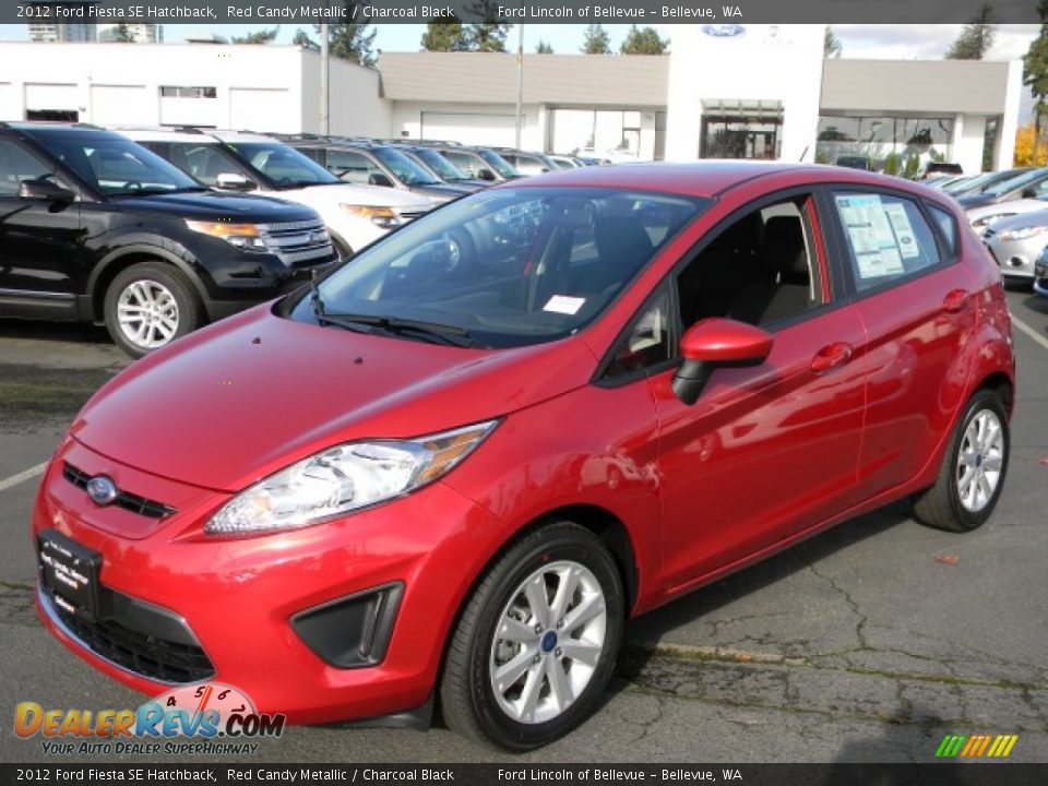 Front 3/4 View of 2012 Ford Fiesta SE Hatchback Photo #1