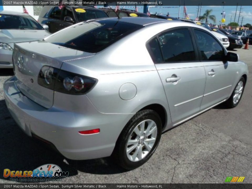 2007 Mazda MAZDA3 i Sport Sedan Sunlight Silver Metallic / Black Photo #5