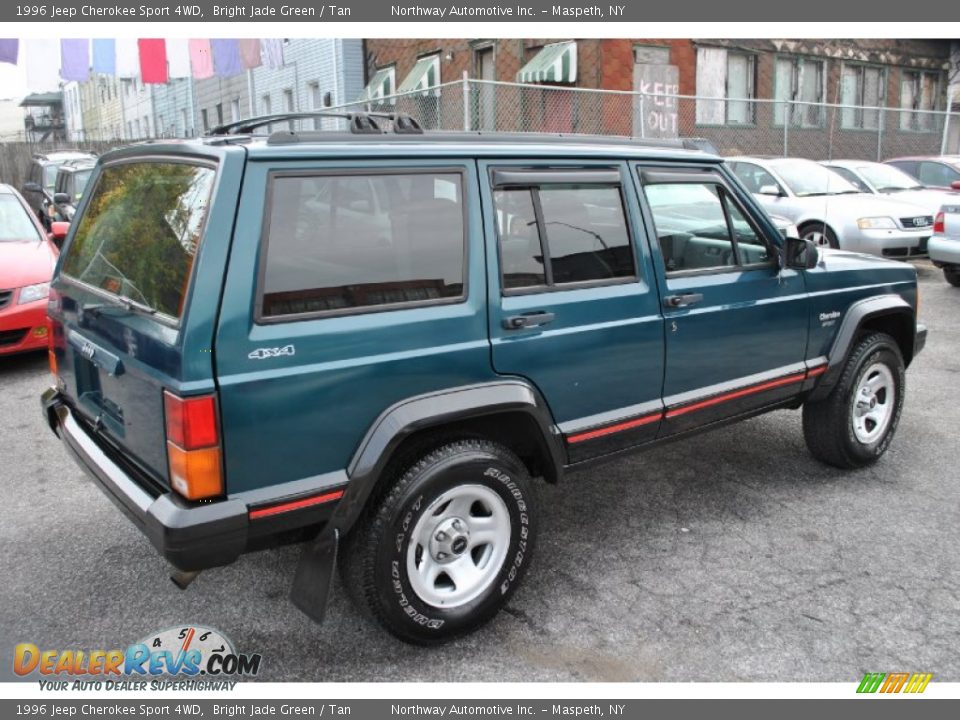 1996 Jeep Cherokee Sport 4WD Bright Jade Green / Tan Photo #2