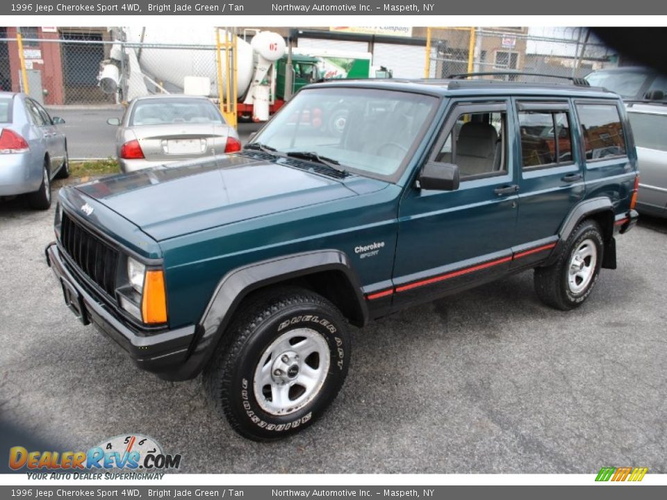 1996 Jeep Cherokee Sport 4WD Bright Jade Green / Tan Photo #4