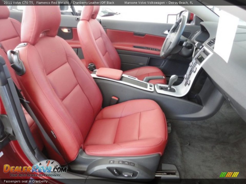 Passengers seat in Cranberry - 2011 Volvo C70