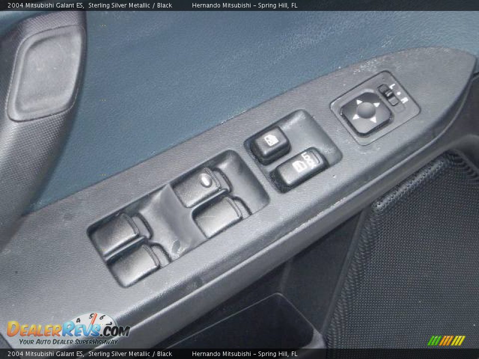 2004 Mitsubishi Galant ES Sterling Silver Metallic / Black Photo #13