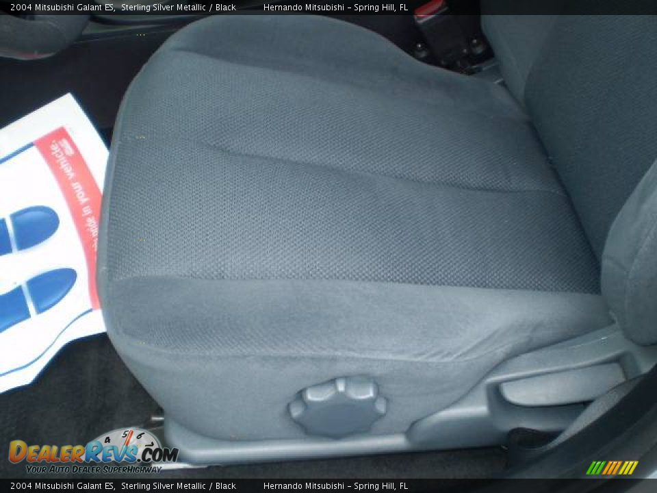 2004 Mitsubishi Galant ES Sterling Silver Metallic / Black Photo #15