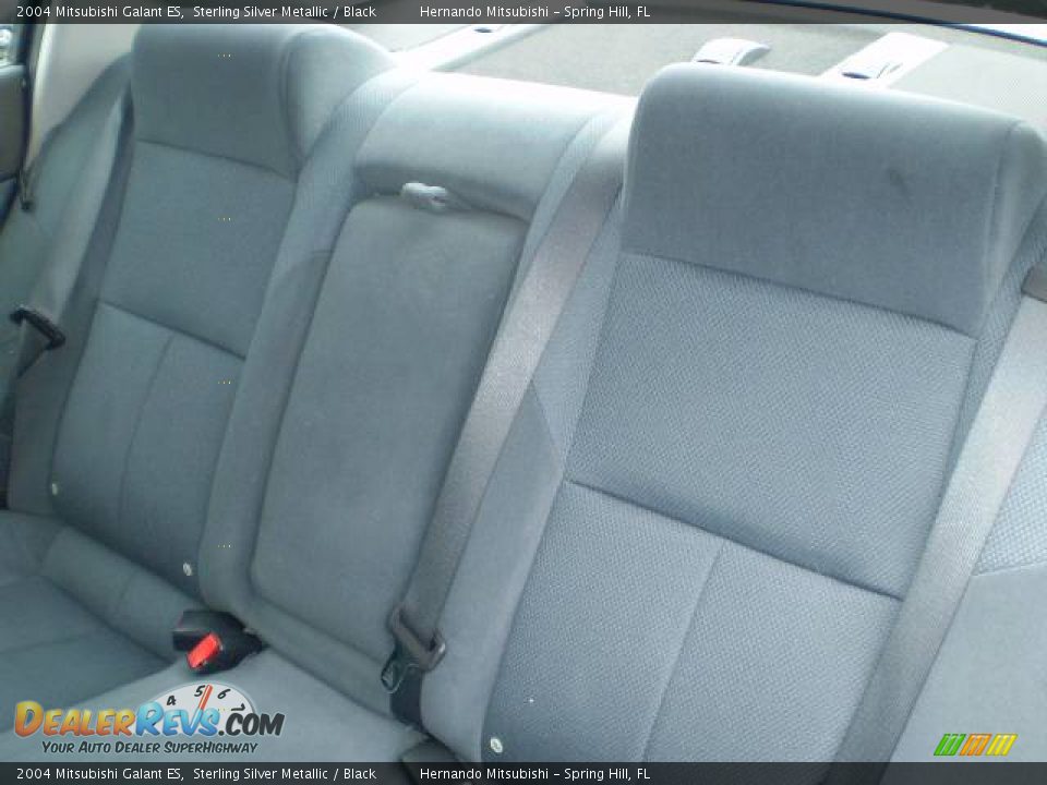 2004 Mitsubishi Galant ES Sterling Silver Metallic / Black Photo #19
