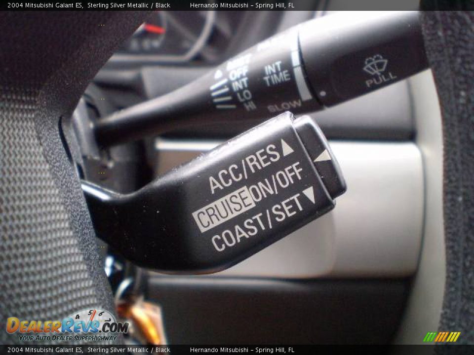 2004 Mitsubishi Galant ES Sterling Silver Metallic / Black Photo #26