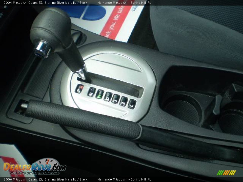 2004 Mitsubishi Galant ES Sterling Silver Metallic / Black Photo #30