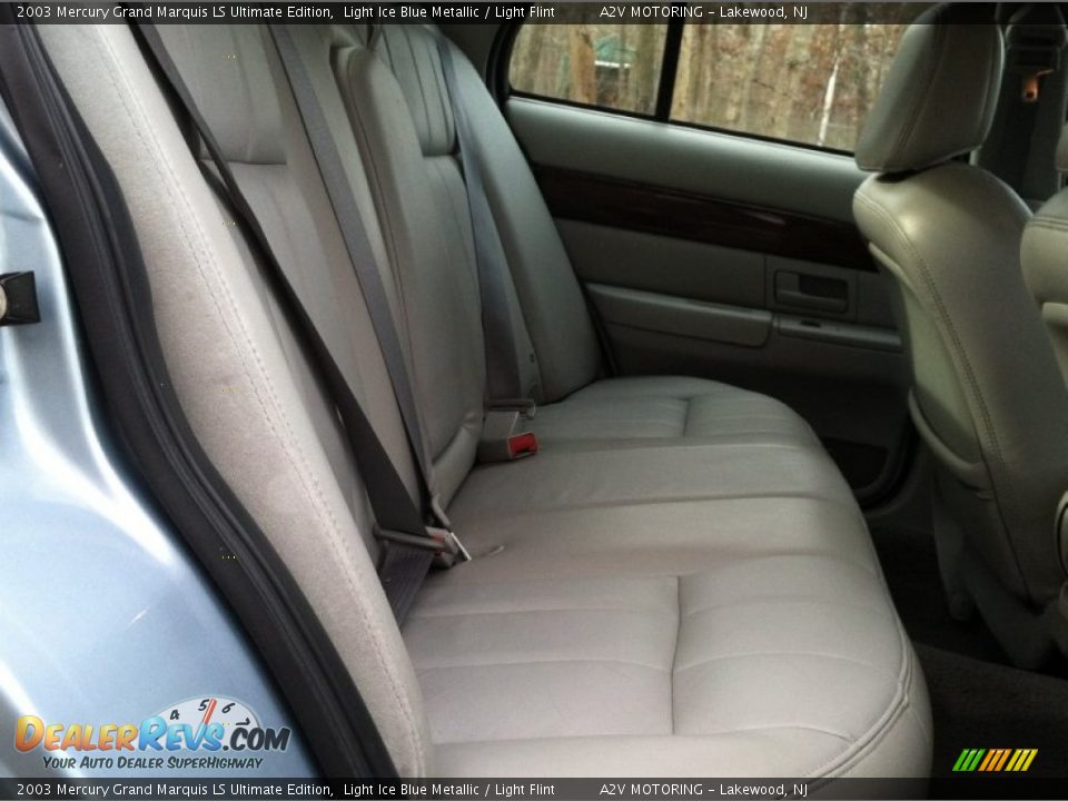 2003 Mercury Grand Marquis LS Ultimate Edition Light Ice Blue Metallic / Light Flint Photo #19