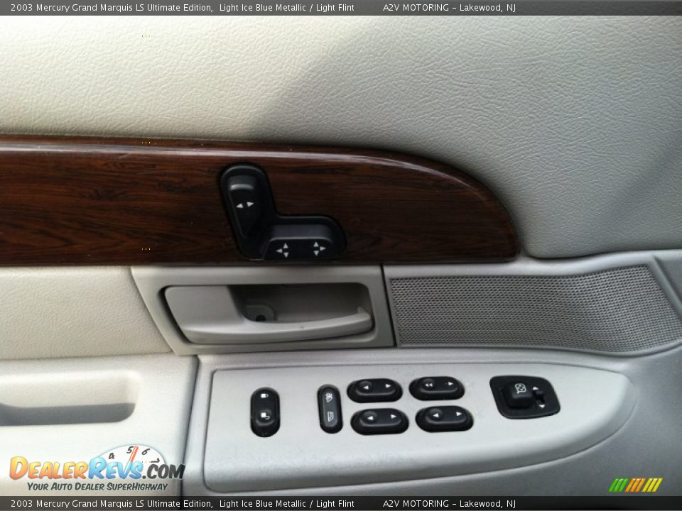 2003 Mercury Grand Marquis LS Ultimate Edition Light Ice Blue Metallic / Light Flint Photo #21
