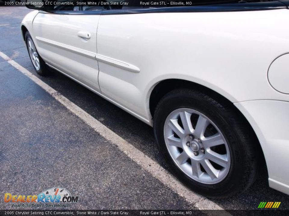 2005 Chrysler Sebring GTC Convertible Stone White / Dark Slate Gray Photo #10