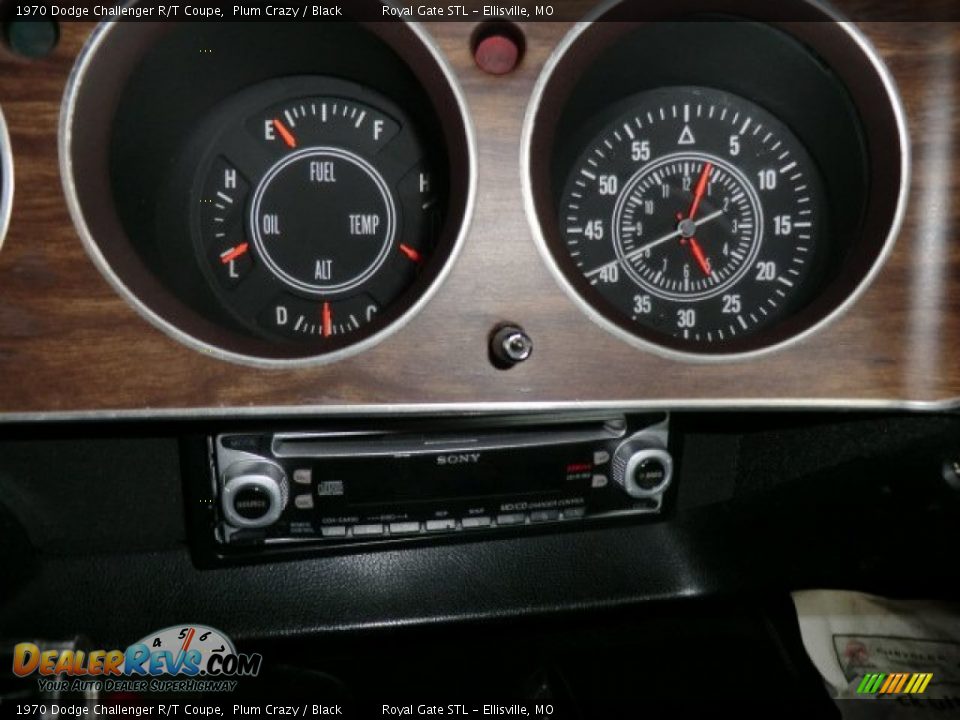 1970 Dodge Challenger R/T Coupe Gauges Photo #18