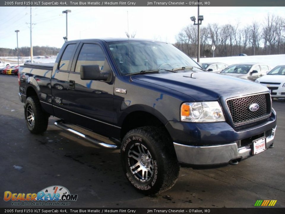 2005 Ford F150 XLT SuperCab 4x4 True Blue Metallic / Medium Flint Grey Photo #9