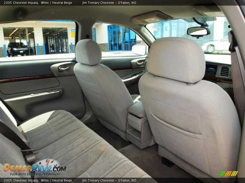 2005 Chevrolet Impala White / Neutral Beige Photo #9