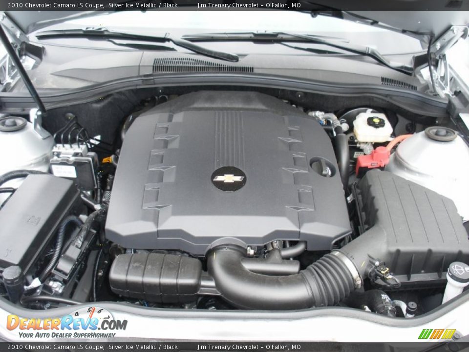 2010 Chevrolet Camaro LS Coupe Silver Ice Metallic / Black Photo #31