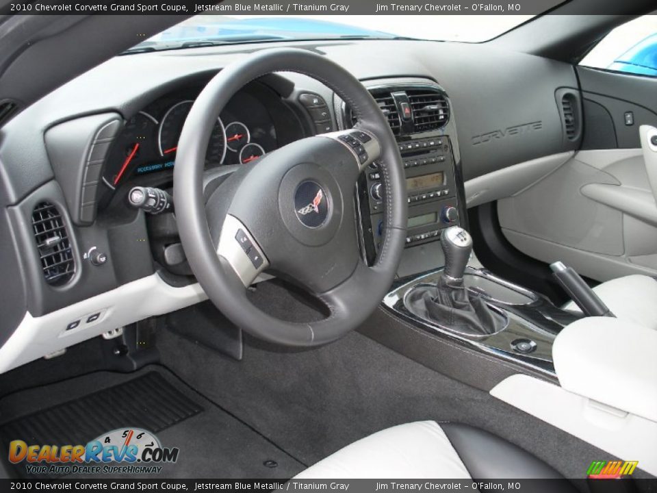 Dashboard of 2010 Chevrolet Corvette Grand Sport Coupe Photo #15