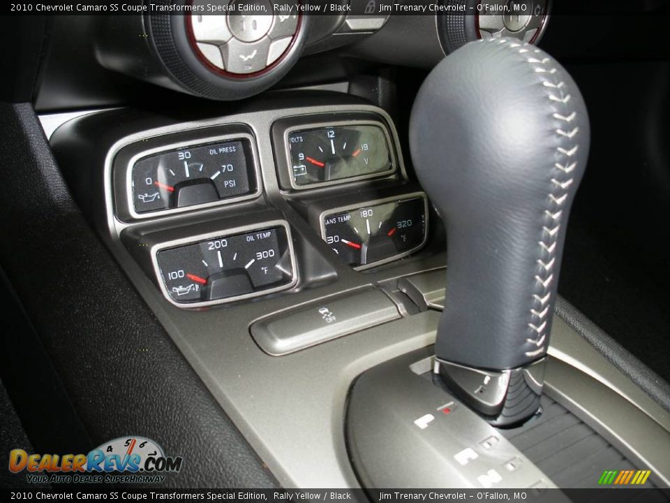 2010 Chevrolet Camaro SS Coupe Transformers Special Edition Shifter Photo #19