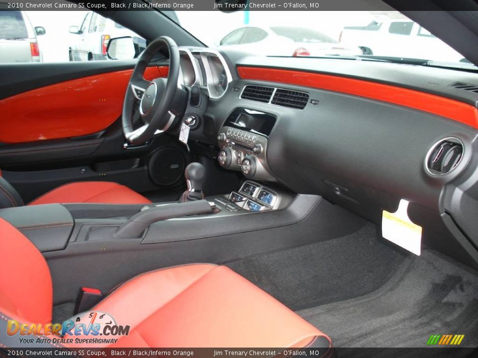 Dashboard of 2010 Chevrolet Camaro SS Coupe Photo #18