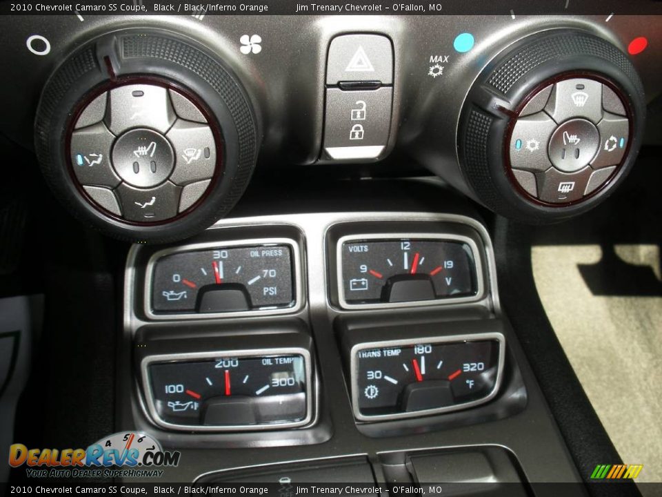 Controls of 2010 Chevrolet Camaro SS Coupe Photo #21