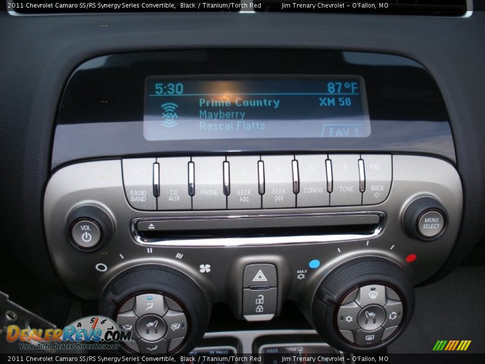 Controls of 2011 Chevrolet Camaro SS/RS Synergy Series Convertible Photo #33