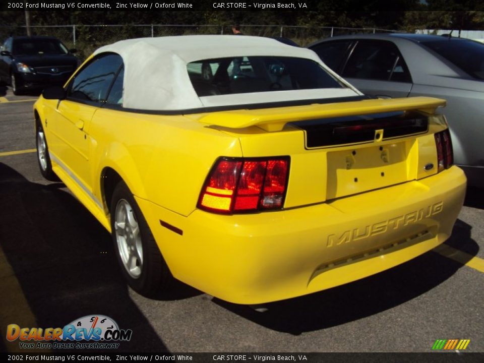 2002 Ford Mustang V6 Convertible Zinc Yellow / Oxford White Photo #5