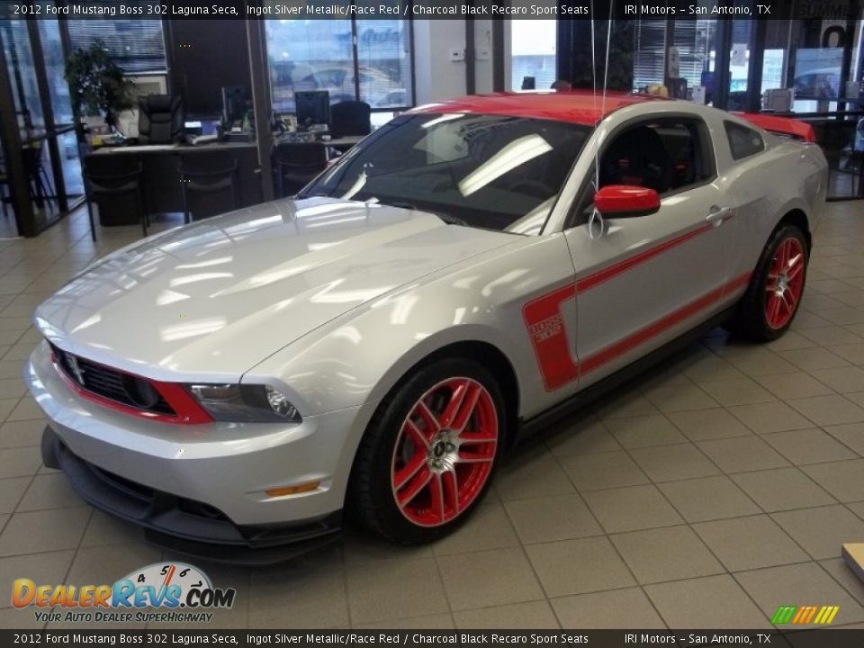 Front 3/4 View of 2012 Ford Mustang Boss 302 Laguna Seca Photo #3
