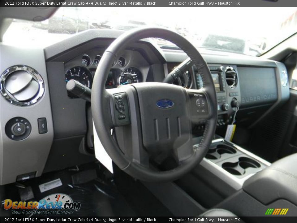 Dashboard of 2012 Ford F350 Super Duty Lariat Crew Cab 4x4 Dually Photo #12
