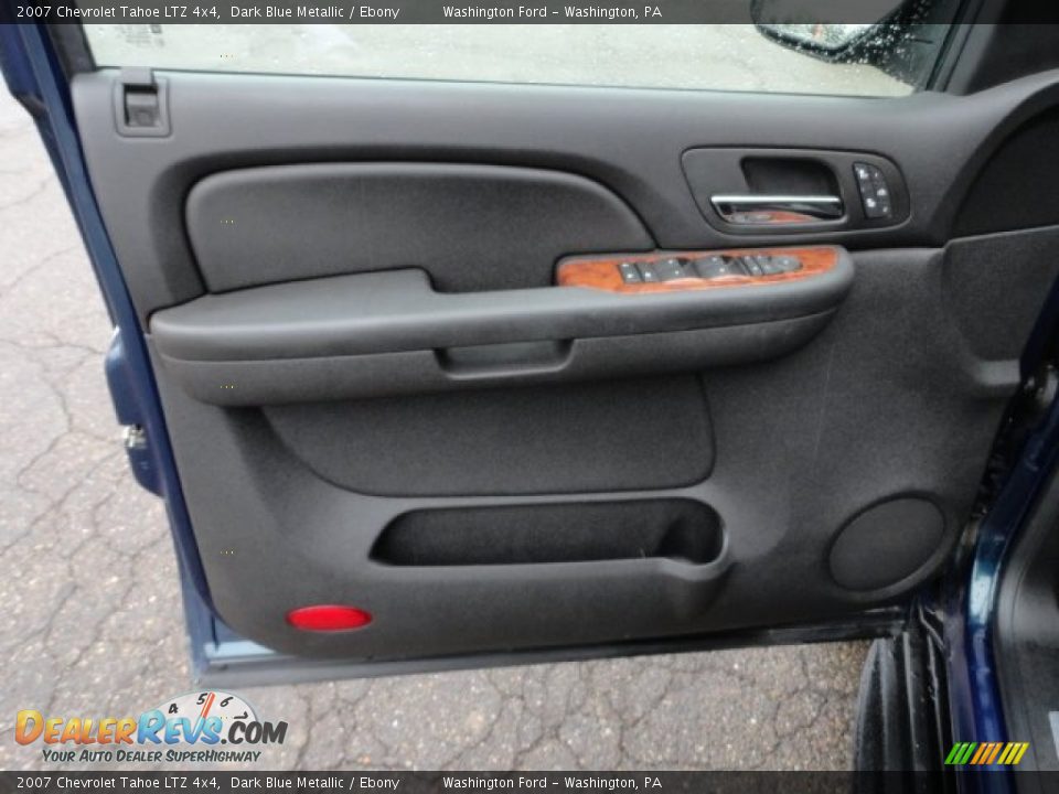 2007 Chevrolet Tahoe LTZ 4x4 Dark Blue Metallic / Ebony Photo #15