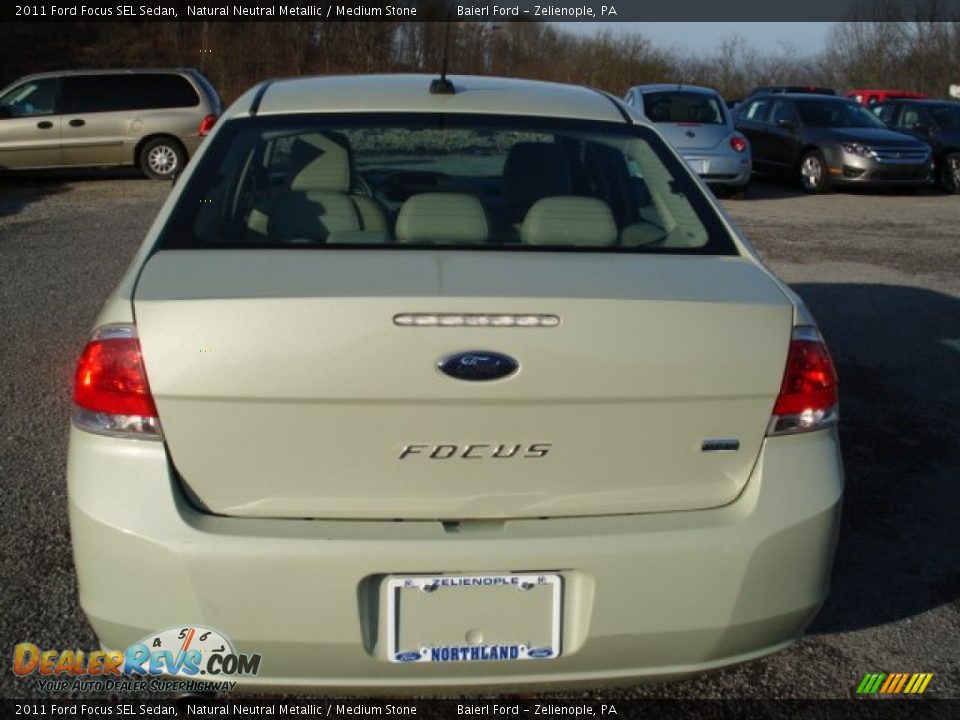 2011 Ford Focus SEL Sedan Natural Neutral Metallic / Medium Stone Photo #7