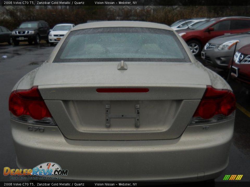 2008 Volvo C70 T5 Zanzibar Gold Metallic / Quartz Photo #17