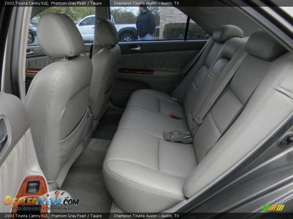 2003 Toyota Camry XLE Phantom Gray Pearl / Taupe Photo #9