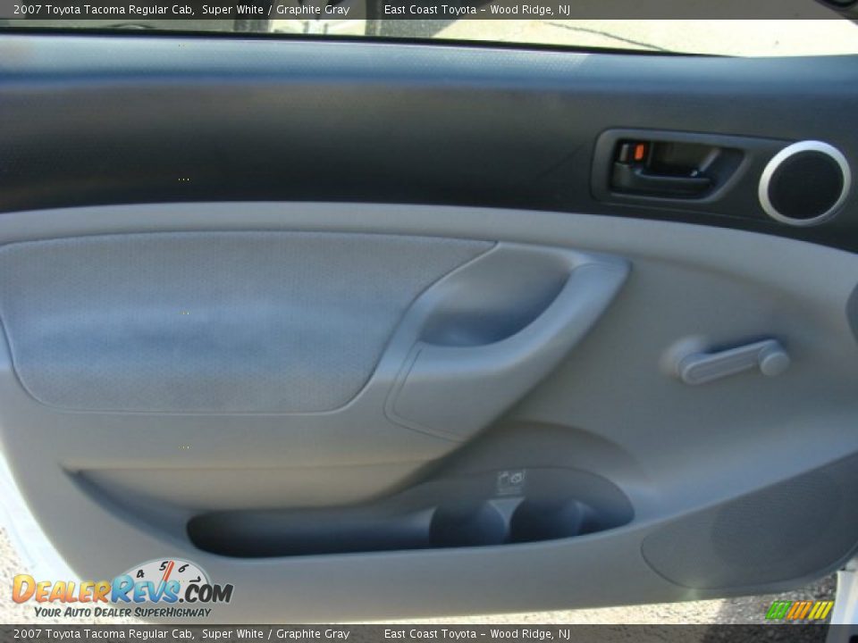 2007 Toyota Tacoma Regular Cab Super White / Graphite Gray Photo #6