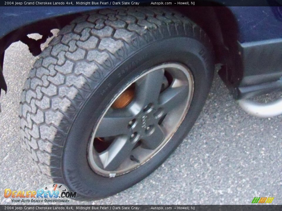 2004 Jeep Grand Cherokee Laredo 4x4 Midnight Blue Pearl / Dark Slate Gray Photo #16