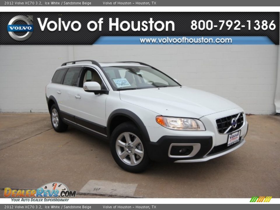 2012 Volvo XC70 3.2 Ice White / Sandstone Beige Photo #1