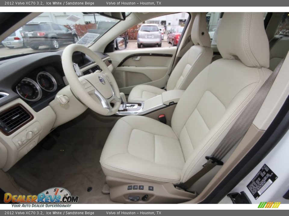 Sandstone Beige Interior - 2012 Volvo XC70 3.2 Photo #5