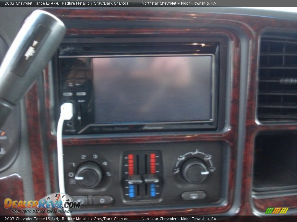 2003 Chevrolet Tahoe LS 4x4 Redfire Metallic / Gray/Dark Charcoal Photo #11